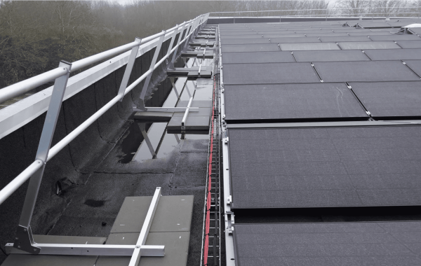 sluitend dossier en het D228 hekwerk